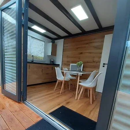 פארק נופש Naturama Brombachsee Tinyhaushotel *