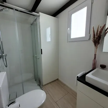 פארק נופש Naturama Brombachsee Tinyhaushotel